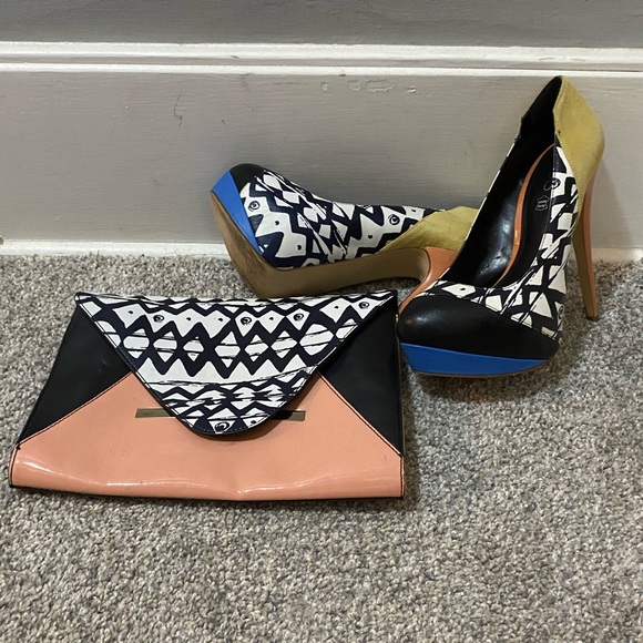 ALDO geometric design High heel with matching clutch! Great used condition size9 - Picture 3 of 3